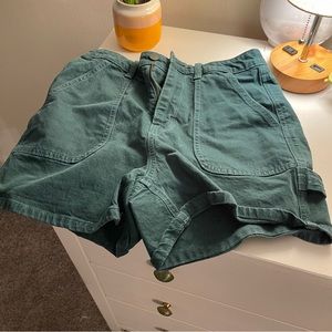 Universal Threads High Waisted Green Shorts Size 4/27